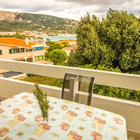 Renata Apartment With A View Башка Экстерьер фото