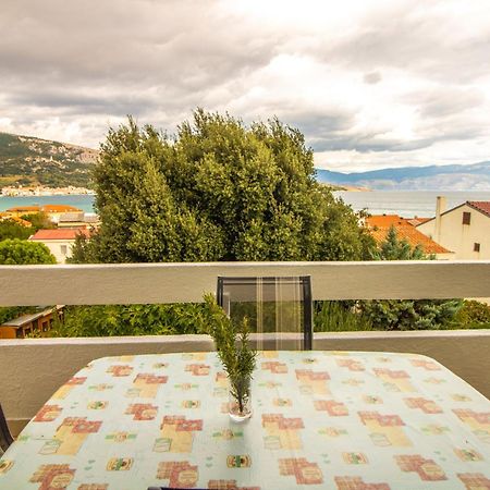 Renata Apartment With A View Башка Экстерьер фото