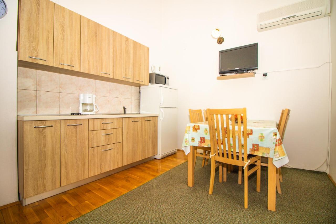 Renata Apartment With A View Башка Экстерьер фото